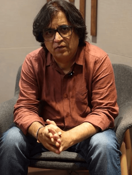 एआई से म्यूजिक इंडस्ट्री में आ रहा बदलाव, मुझे गानों की घटती 'शेल्फ लाइफ' की चिंता : स्वानंद किरकिरे
