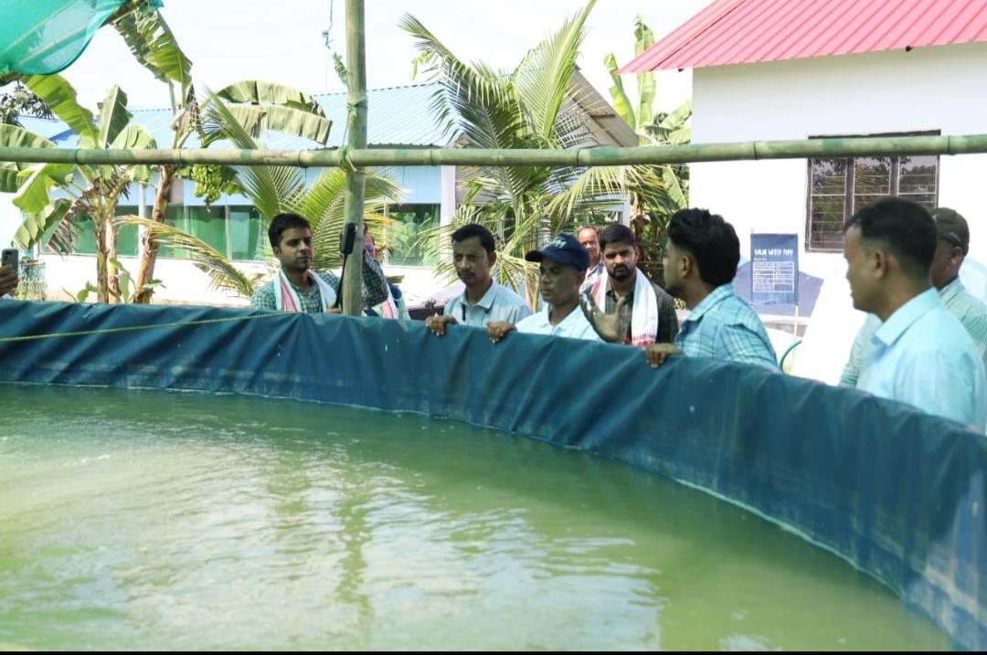 कम