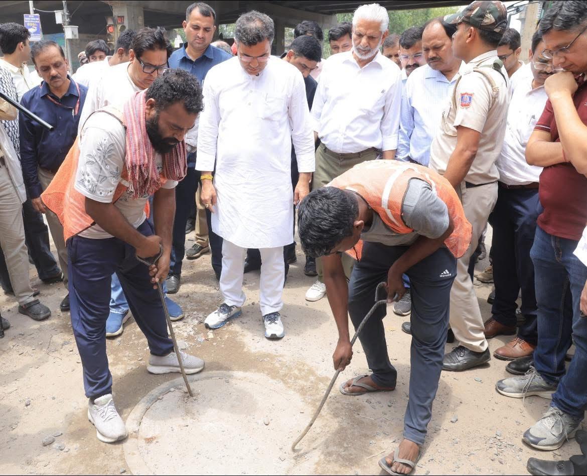 मंत्री प्रवेश वर्मा ने जखीरा अंडरपास का किया औचक निरीक्षण, बोले- दिल्ली में इस बार नहीं होने देंगे जलभराव, तैयारियां पूरी