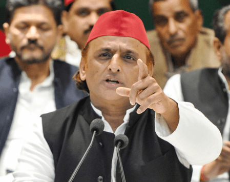 लखनऊ में गोमती नदी की तरह आगरा में साफ करेंगे यमुना: अखिलेश यादव