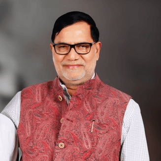 संजय राउत सिर्फ बकवास करते हैं, लोग उनके बयान को गंभीरता से नहीं लेते : कृपाशंकर सिंह