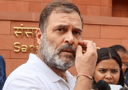 कर्नाटक के मुख्य निर्वाचन अधिकारी का राहुल गांधी को जवाब, 'पारदर्शी तरीके से तैयार की गई वोटर लिस्ट'