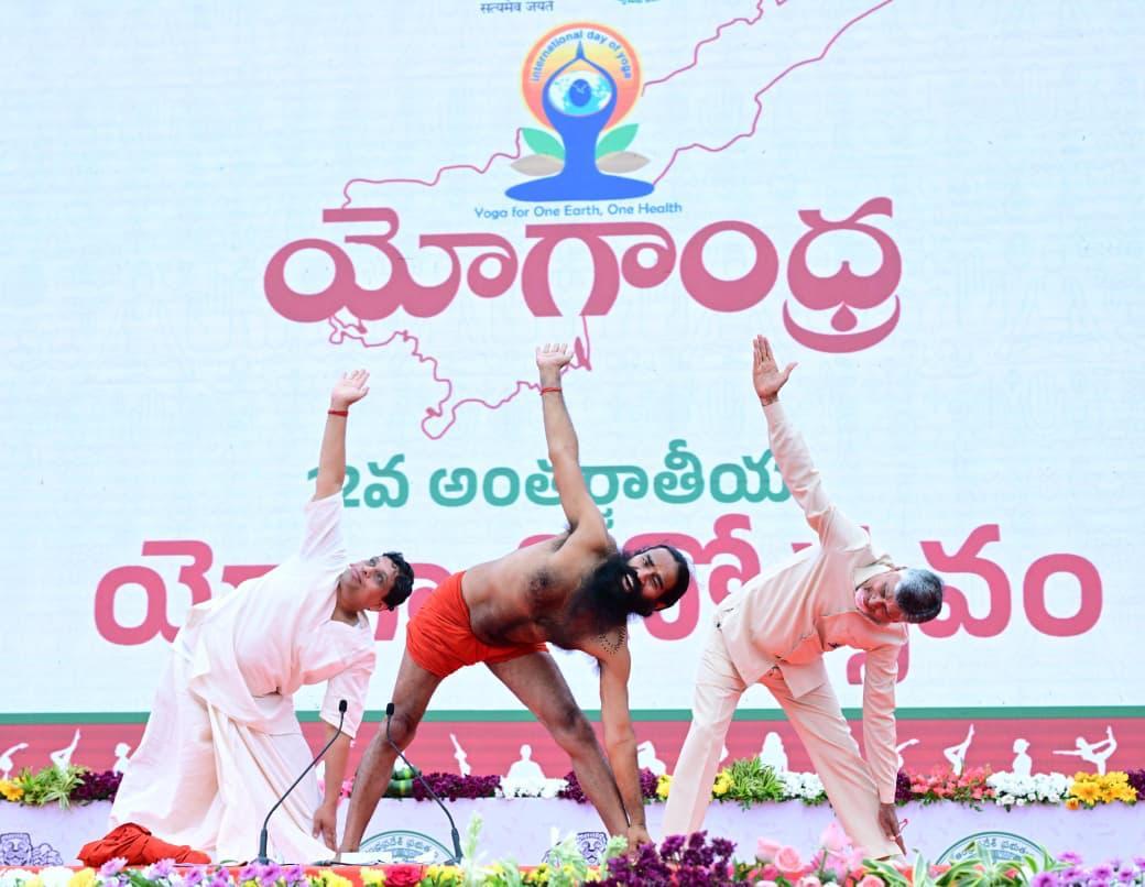 आंध्र प्रदेश में हर गांव में खुलेंगे योग केंद्र, सीएम चंद्रबाबू नायडू का बड़ा ऐलान, योग को घर-घर पहुंचाने का लक्ष्य