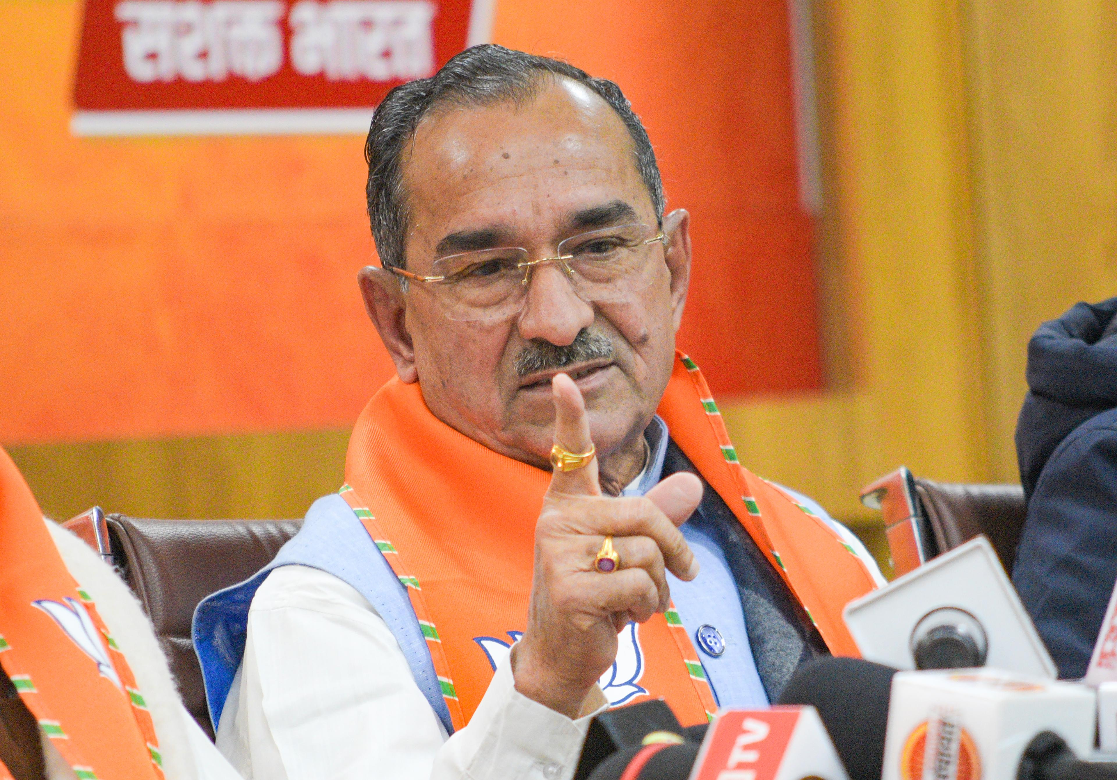 राजस्थान: मदन राठौड़ के खिलाफ प्रदर्शन मामले में 4 लोगों पर इनाम घोषित, हनुमान बेनीवाल ने उठाए सवाल