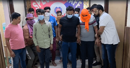 पूर्व कर्मचारी ने फर्जी पुलिस गैंग से कराई लूट, 24 घंटे में दिल्ली पुलिस ने 8 आरोपियों को पकड़ा