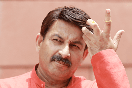 पीएम मोदी के नेतृत्व में गरीबों से लेकर सांसदों को भी मिल रहा है घर: मनोज तिवारी