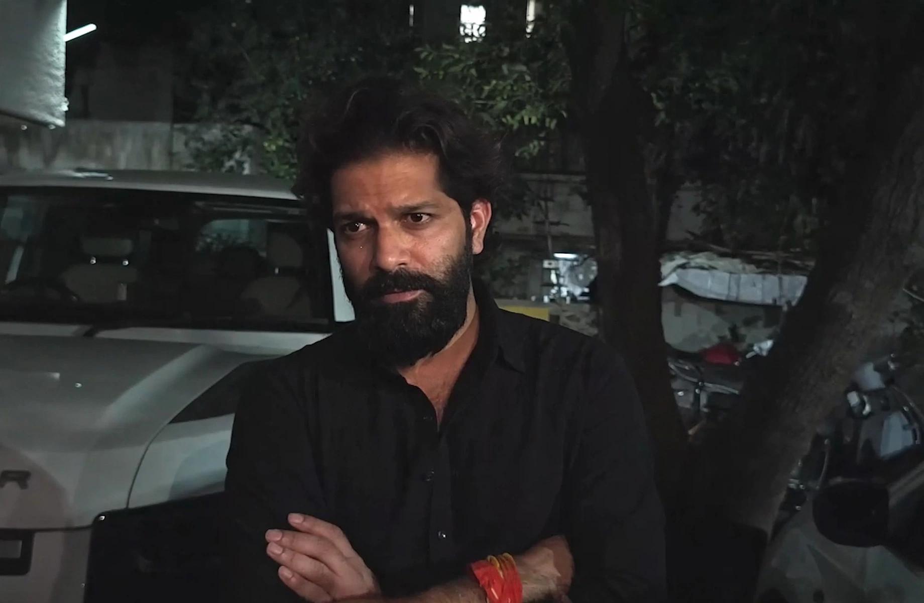 एसी कमरे में बैठकर नहीं समझेंगे हालात