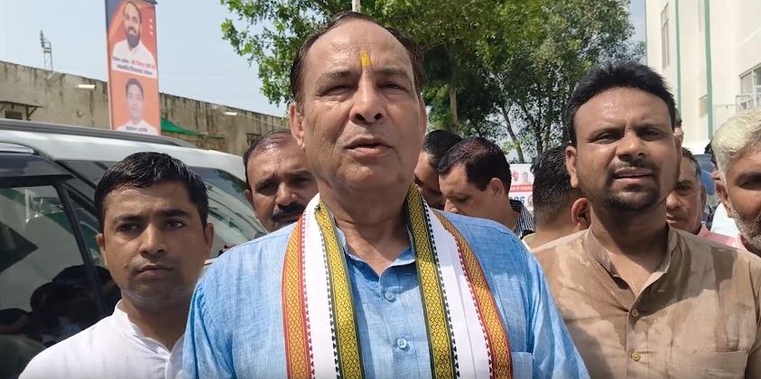 कमजोर