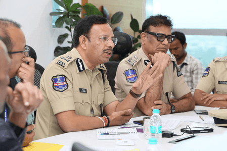 हैदराबाद पुलिस कमिश्नर ने बैंकों से 'म्यूल अकाउंट' की संख्या शून्य सुनिश्चित करने का आग्रह किया