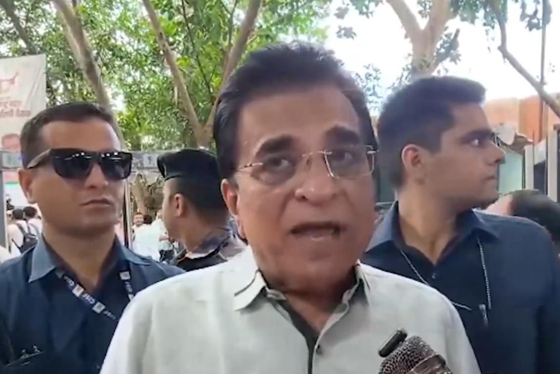 ओवैसी