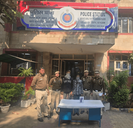 दिल्ली पुलिस की त्वरित कार्रवाई : 48 घंटे में वसंत कुंज साउथ में मोबाइल लूट कांड सुलझा, दो लुटेरे गिरफ्तार