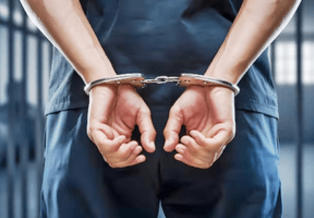 दिल्ली पुलिस ने यूपीआई धोखाधड़ी का भंडाफोड़ किया, मोबाइल चोरी का मुख्य आरोपी कुशाग्र आहूजा गिरफ्तार