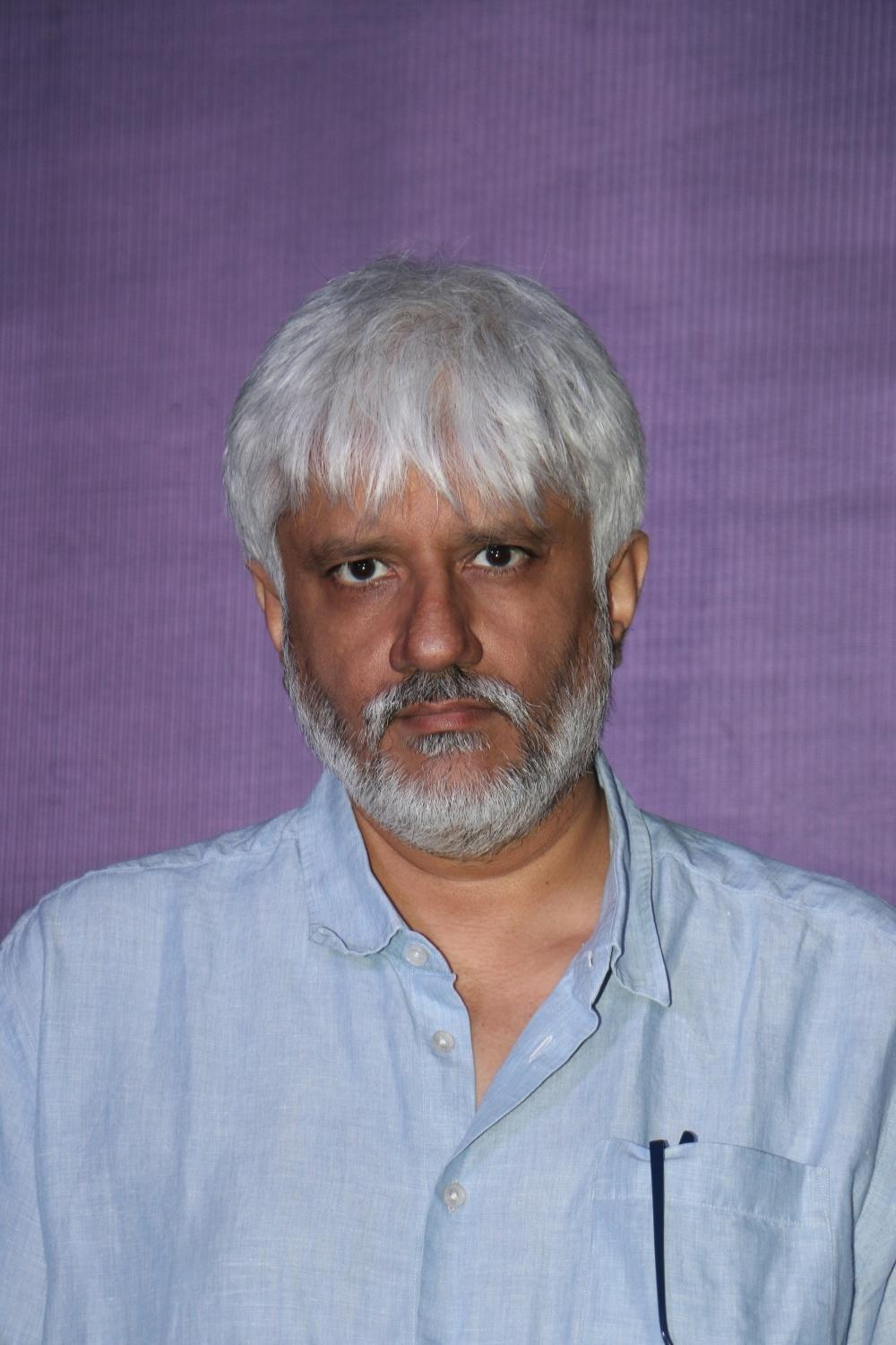 'हॉन्टेड 3डी' के डायरेक्टर विक्रम भट्ट ने बताए अपने शौक, कहा- 'साइंस, टेक्नोलॉजी और फॉर्मूला 1 रेसिंग में दिलचस्पी'