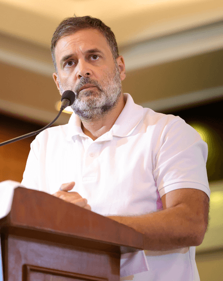 राहुल गांधी ने करूर भगदड़ पर व्यक्त की चिंता, सीएम स्टालिन को किया फोन