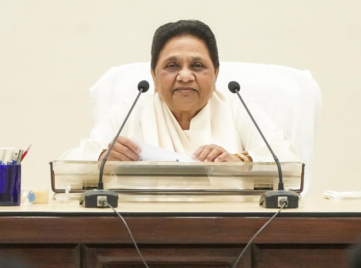 आरक्षण में क्रीमी लेयर की बात करना सामाजिक न्याय और संविधान की मूल भावना के खिलाफ : मायावती