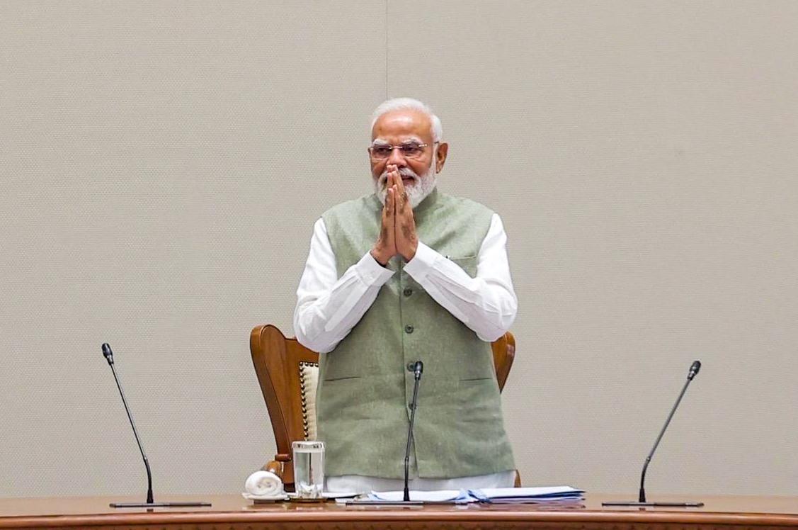 पीएम मोदी को रिकॉर्ड कार्यकाल पर मिली बधाइयां, विदेशी मित्रों का जताया आधार