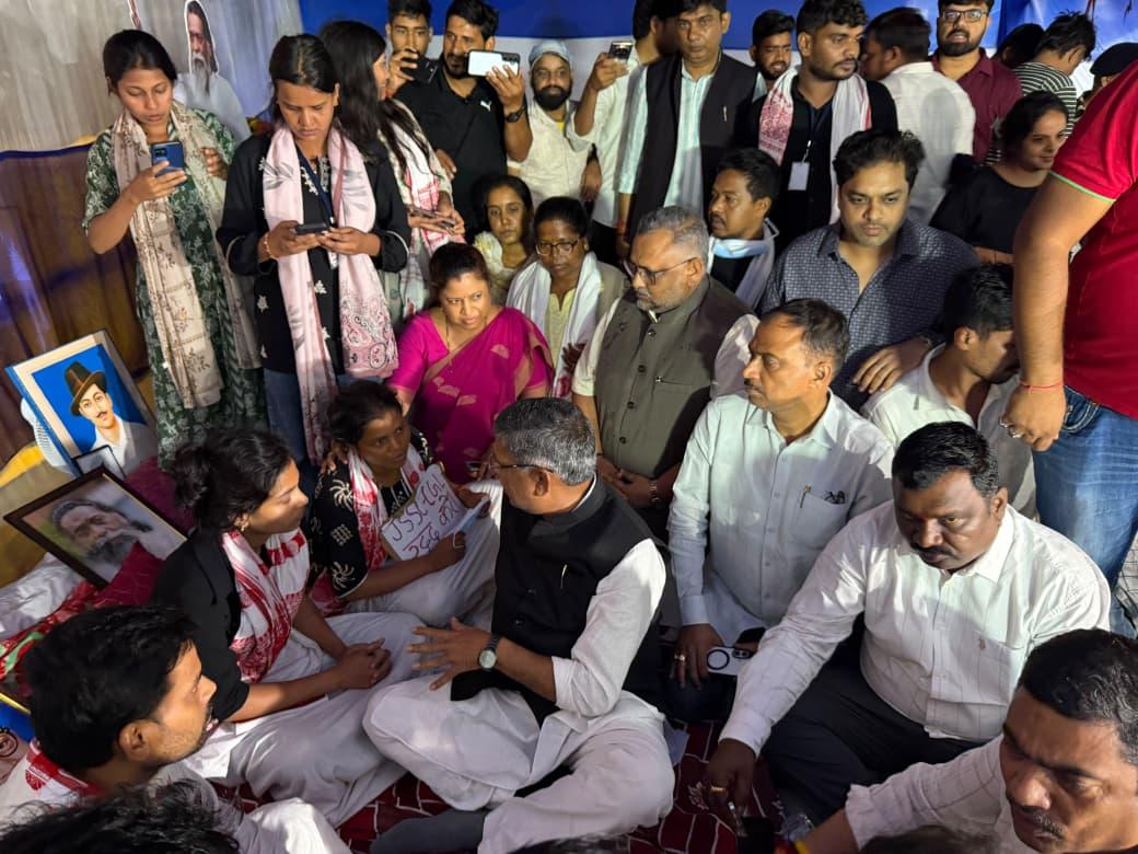 आंदोलित छात्रों की मांगों पर ठोस निर्णय के बजाय उनके भविष्य से खेल रही हेमंत सरकार: आदित्य साहू