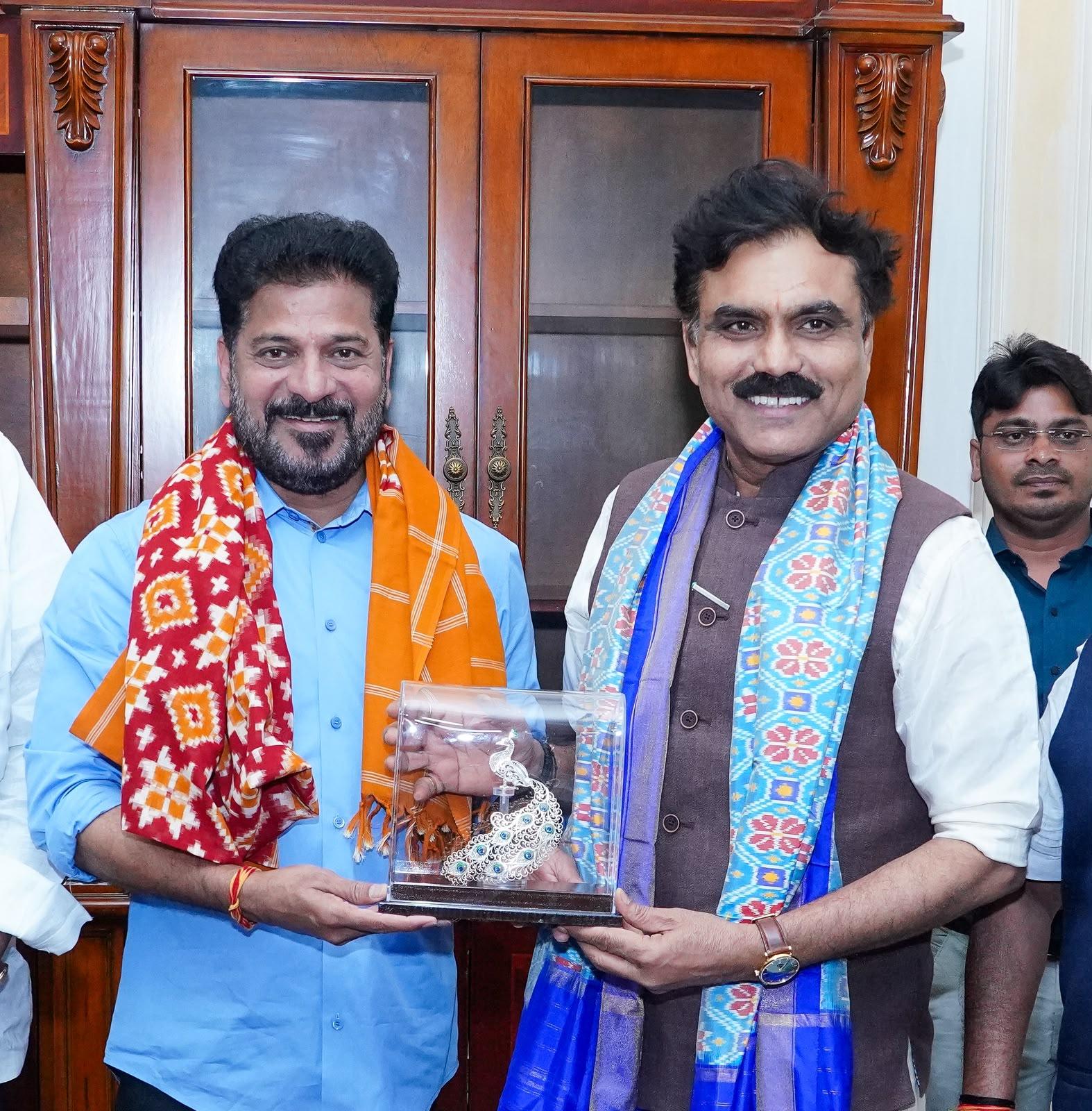 तेलंगाना के मुख्यमंत्री ने अनुसूचित जातियों के विकास के लिए केंद्र से समर्थन मांगा